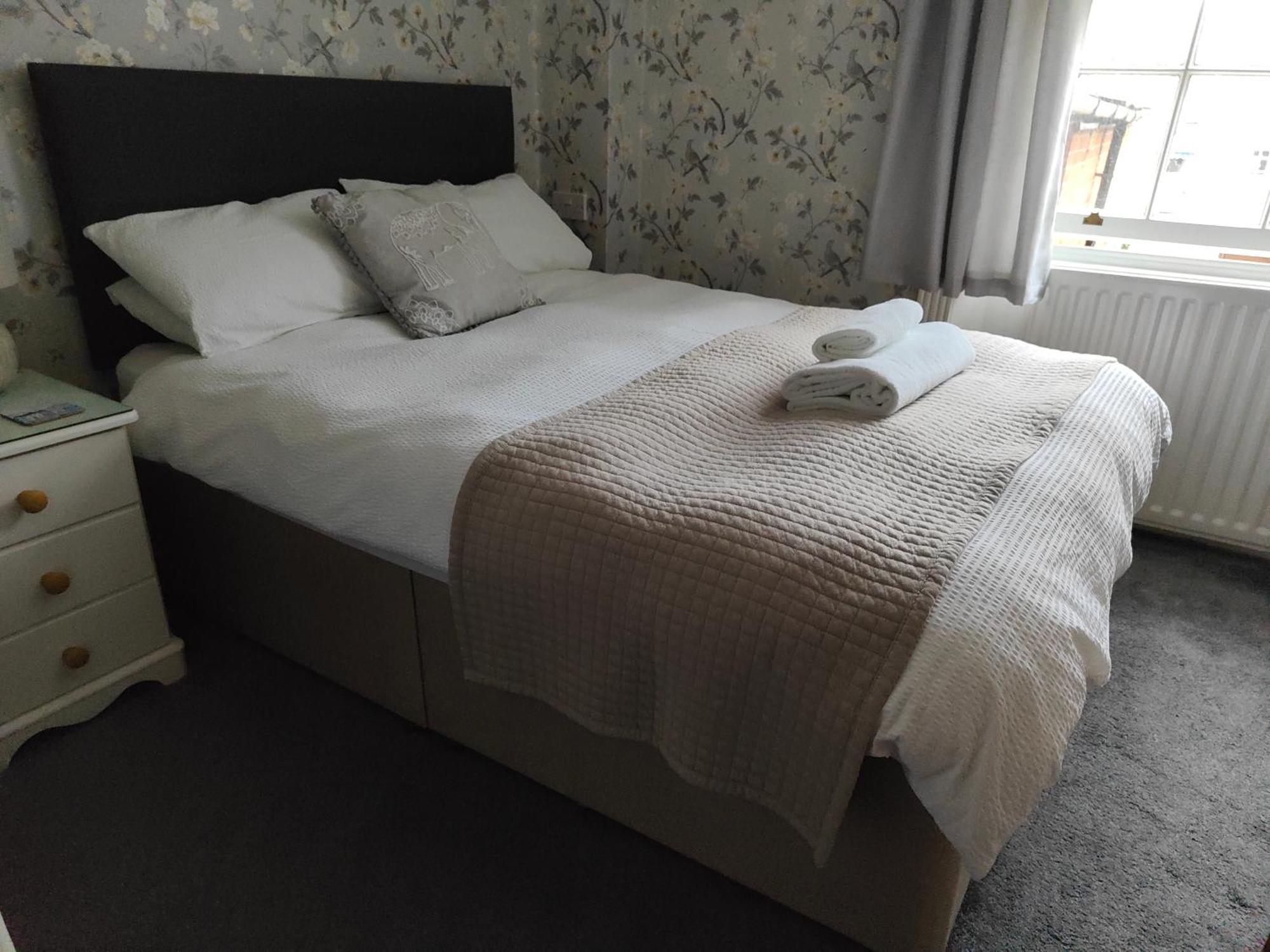 Lichfield House Hotel Уеймут Екстериор снимка