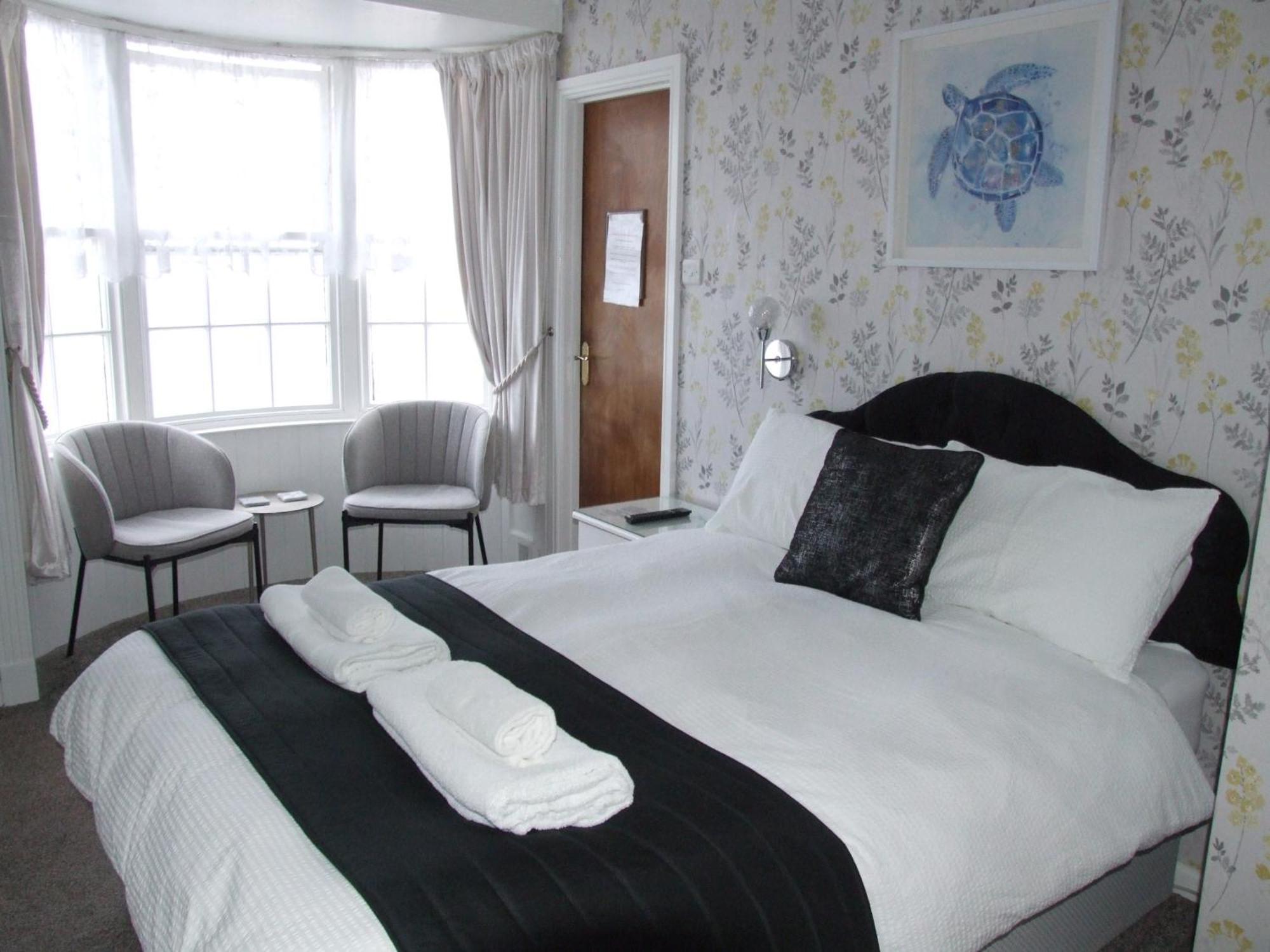 Lichfield House Hotel Уеймут Екстериор снимка